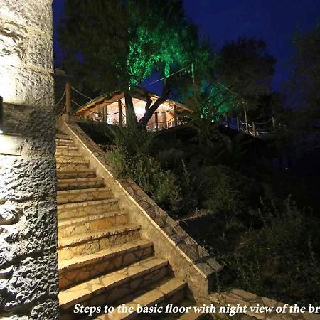 Almondhouse Suites With Fireplace - Adults Only Arachova Exterior photo